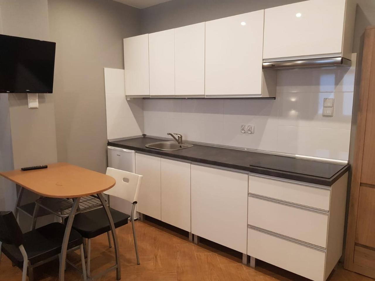 Apartamenty Bednarska 2A กลีวิตเซ ภายนอก รูปภาพ