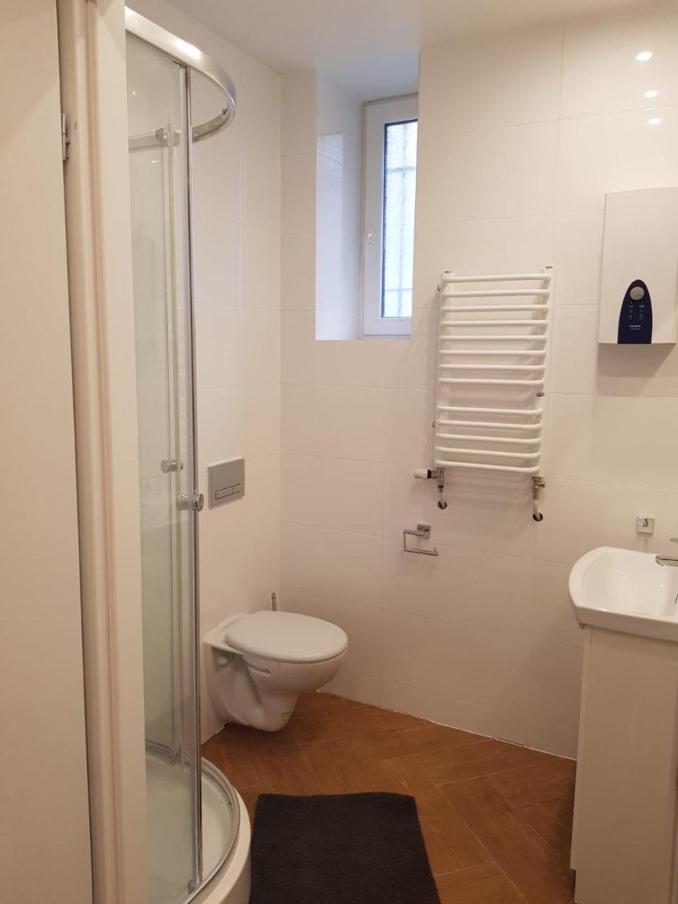 Apartamenty Bednarska 2A กลีวิตเซ ภายนอก รูปภาพ