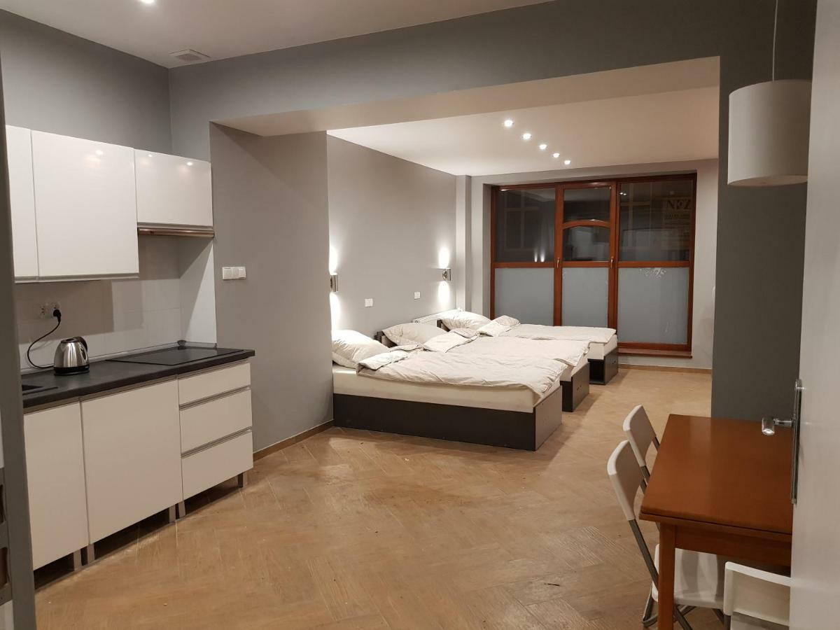 Apartamenty Bednarska 2A กลีวิตเซ ภายนอก รูปภาพ
