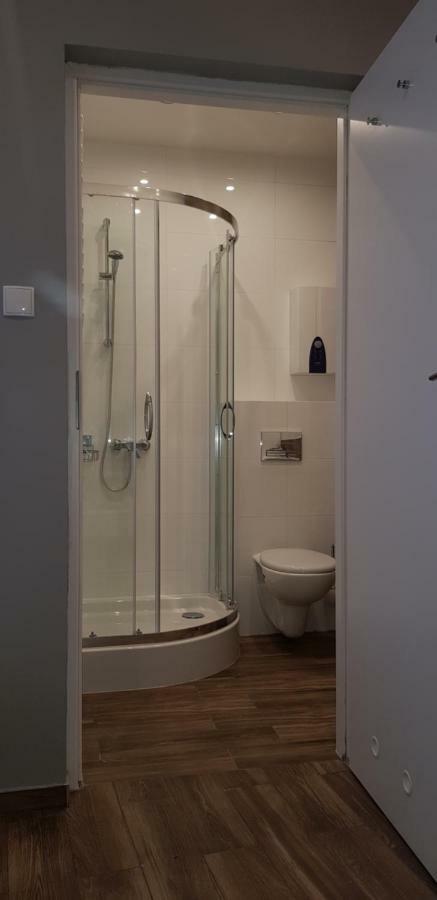 Apartamenty Bednarska 2A กลีวิตเซ ภายนอก รูปภาพ